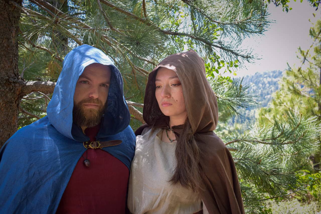 Linen Hooded Cloak - Image 5