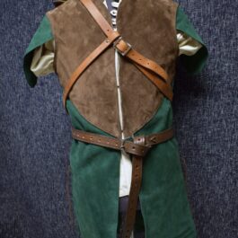 A Suede Elven Jerkin on a mannequin.