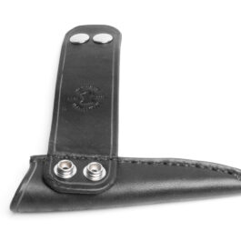 A leather sheath for the benchmade raghorn with a vertical belt loop