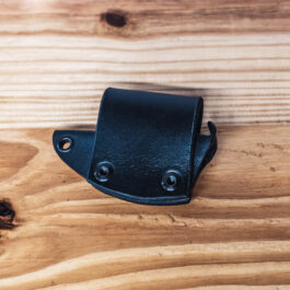 A kydex sheath for the benchmade raghorn with a horizontal belt loop