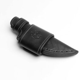 A leather sheath for the benchmade raghorn with a horizontal loop