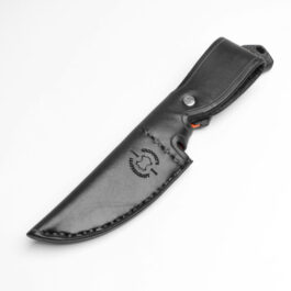 A leather sheath for the benchmade raghorn with a vertical loop