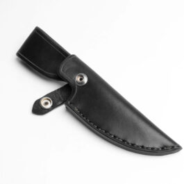 A leather sheath for the benchmade raghorn with a vertical loop