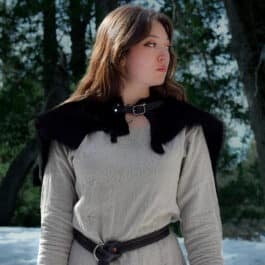 Alternative view of Fur Mantle