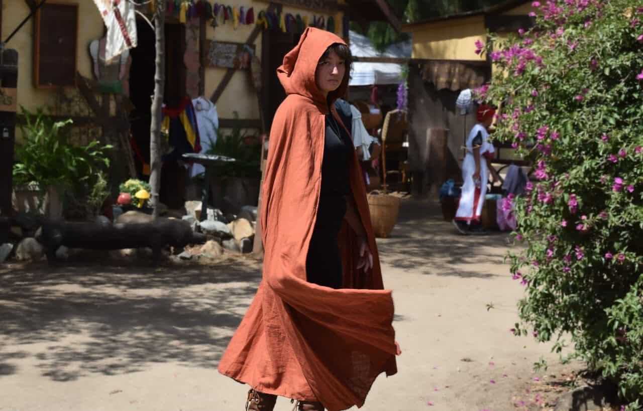 Linen Hooded Cloak - Image 27